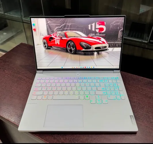 NOTEBOOK LEGION 7 I7-14700HX,RTX 4060 8GB,32GB RAM,SSD 1TB,20 NÚCLEOS E 28 THREADS,240HZ