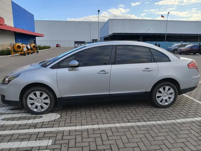 Citroen C4 Pallas GLX 2.0/ 2.0 Flex Aut. 2011