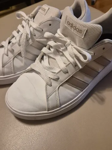 Tênis adidas feminino