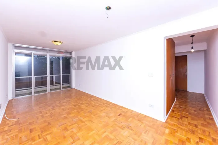 Apartamento com 86m², varanda charmosa e a 500m do Metrô Vila Madalena | 2 dormitórios + d