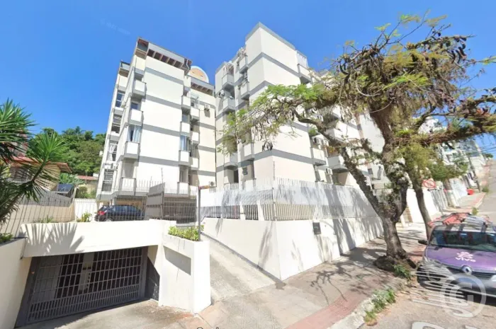 Conforto e praticidade: Apartamento com vista para alugar