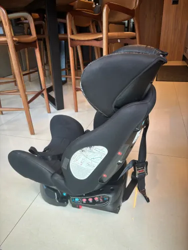 Cadeira carro Safety first com isofix