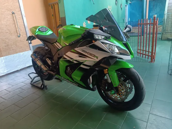 Kawasaki Ninja zx10 SEM MOTOR