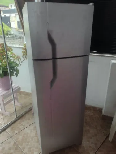 Geladeira pra Peça!