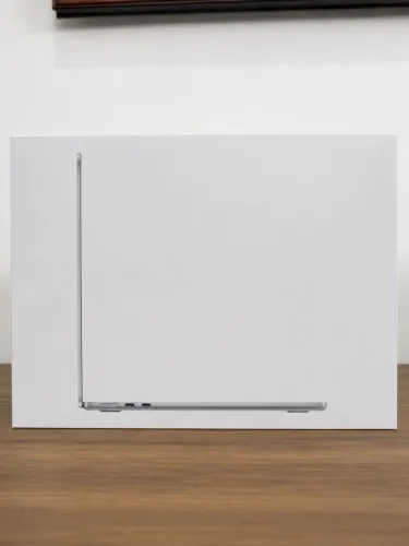 MacBook Air M4 Starlight 256GB - Novo e Lacrado