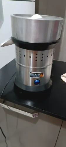 Espremedor de laranja profissional 