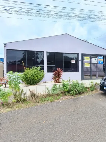 Ótima casa em Cordilheira Alta