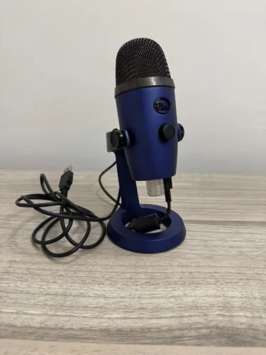 Microfone Condensador USB Blue Yeti Nano Azul Perfeito Estado