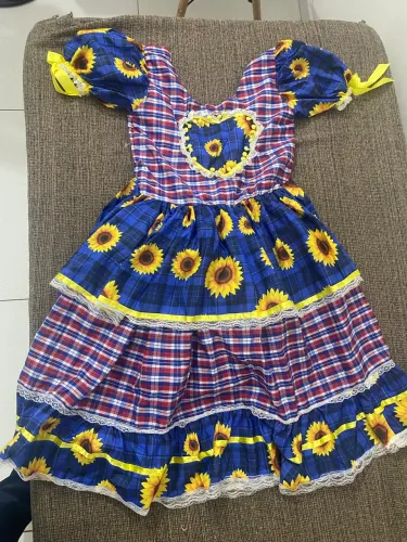 Vendo vestido de quadrilha infantil 10 anos 
