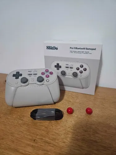Controle 8BitDo Pro 3 com Dock, TMR e Hall Effect - PC, Switch e Android (NOVO)
