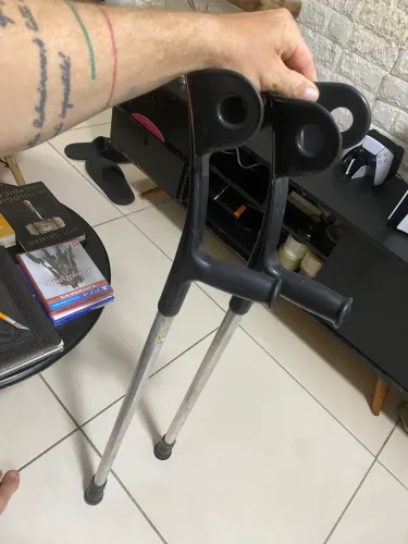 Muleta canadense semi nova
