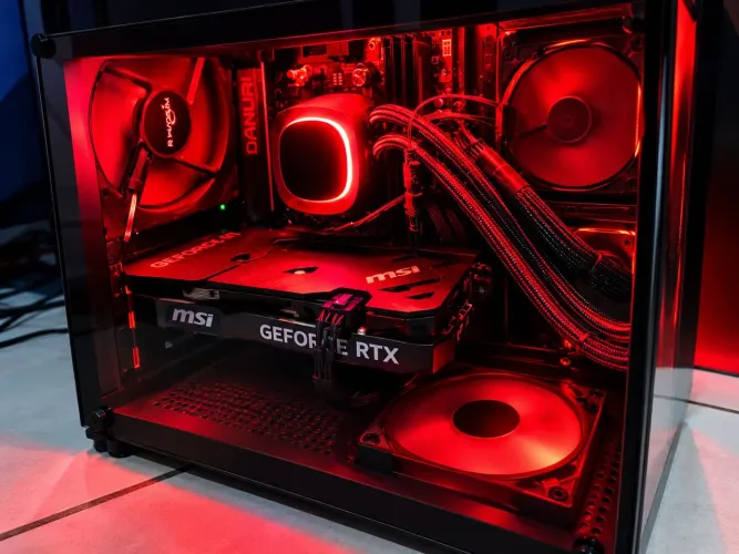 Pc gamer/Rtx 4060