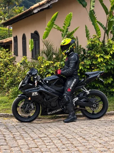 GSXR Srad 1000 6k abaixo da FIPE