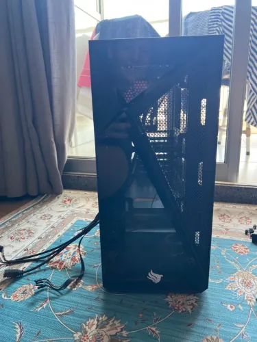 Gabinete Gamer Preto com Vidro Temperado e Frente Mesh