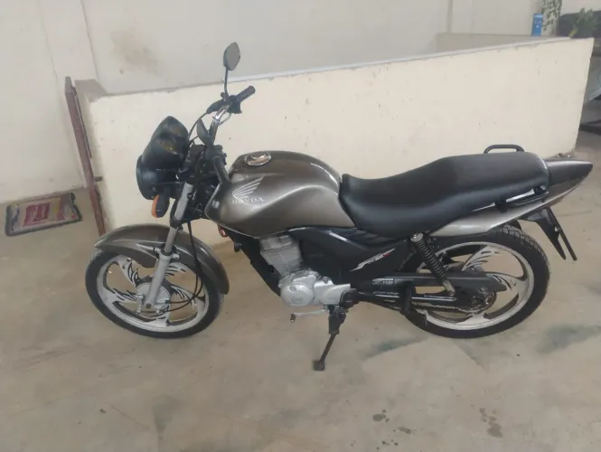 Moto à venda apenas venda não abaixa o valor só transferir