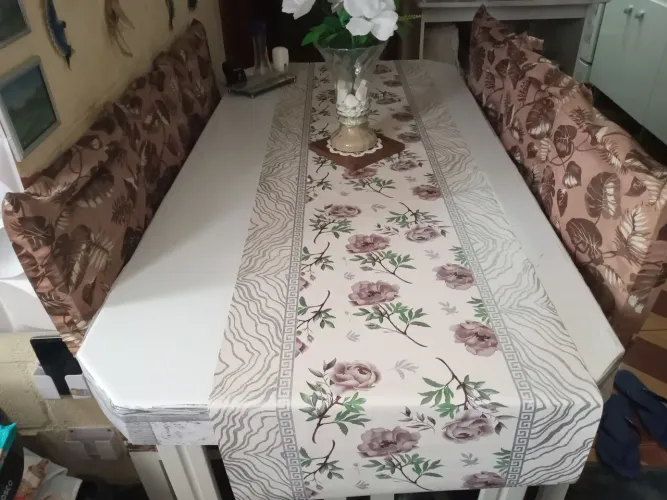 Mesa de 6 cadeiras