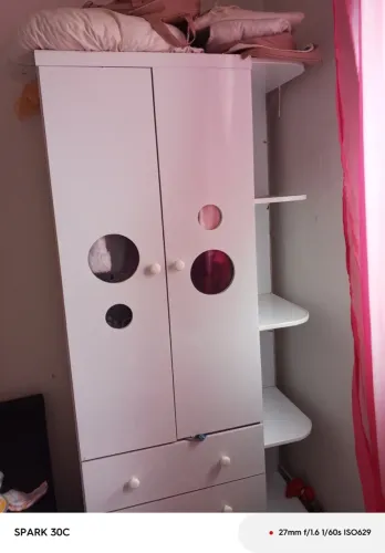 Guarda roupa infantil