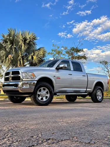 Ram 2500 Laramie 6.7 TDI CD 4X4 Diesel 2012