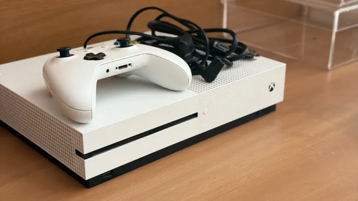 Xbox One S