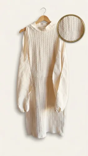 Vestido Midi Off-White Tricô Canelado Manga Garaffão - Novo/Pouco Uso