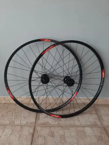 Par de rodas 29 boost, sun ringle