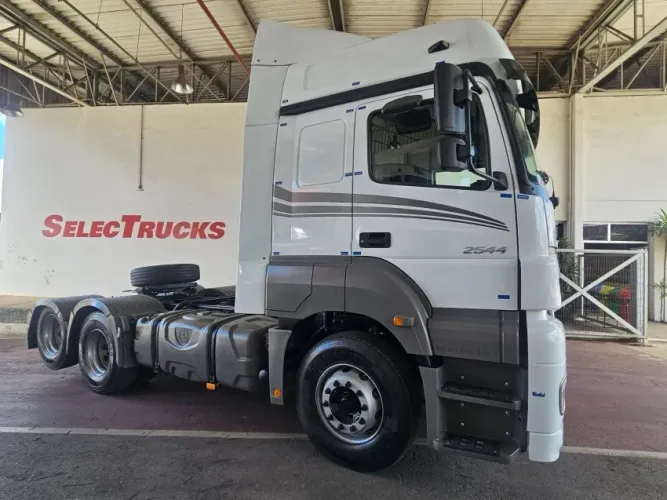 Mercedes-Benz Axor 2544 6x2.