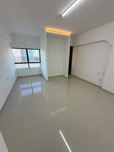 OPORTUNIDADE - SALA COMERCIAL NA DOMINGOS FERREIRA