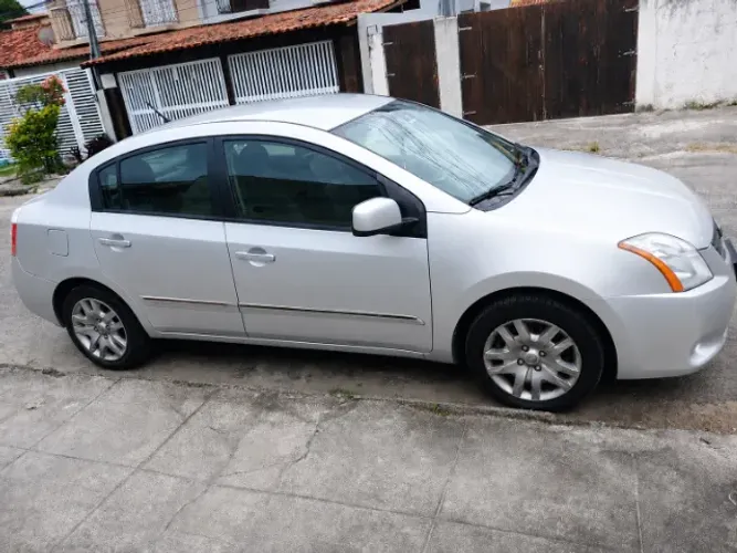 Nissan Sentra 2.0/ 2.0 Flex Fuel 16V Aut. 2013