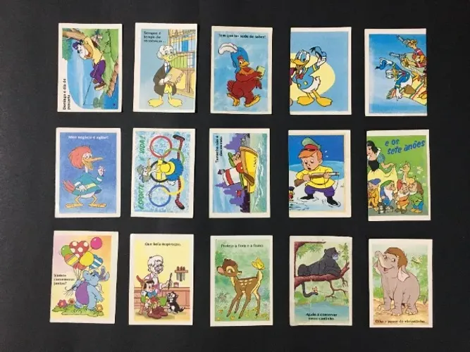 Lote 15 Figurinhas Álbum Disney em Desfile Abril Panini 1990 Novas Nunca Coladas