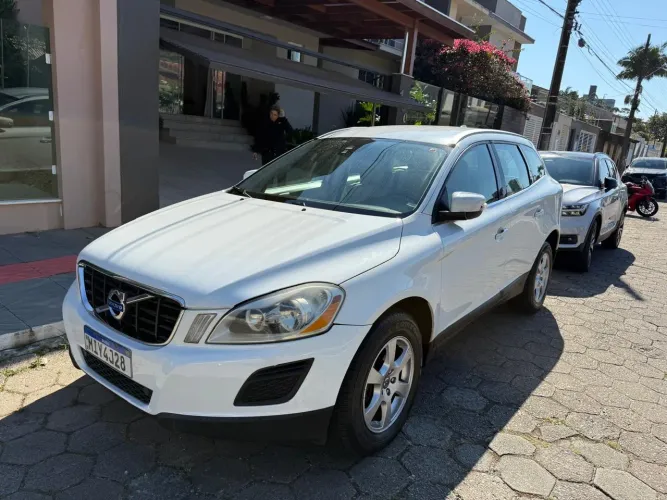 Volvo XC 60 2.0 T5 5P 2012