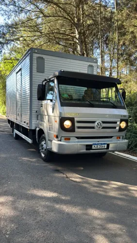 Vw delivery 9-150 (motor cumens) km baixo