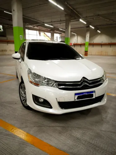 Citroen C4 Lounge Exclusive 1.6 Turbo Flex Aut. 2015