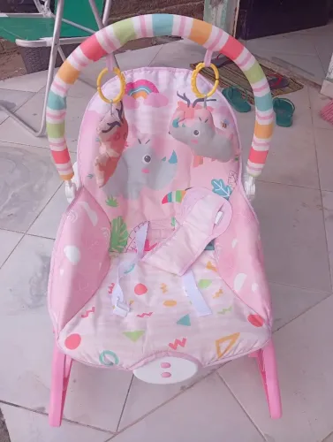 Vende-se cadeirinha de descanso