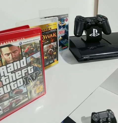 Playstation 3 Super Slim 1TB. Garantia 3 meses aqui na LOJA FABGAMES 