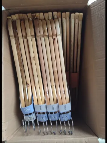 cabides novos para loja 22 unidades