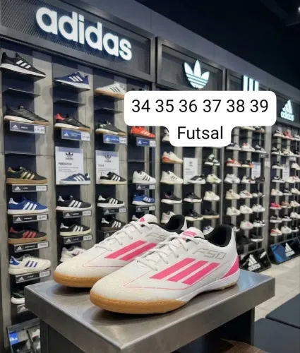Chuteiras esportiva Campo society $120,00
