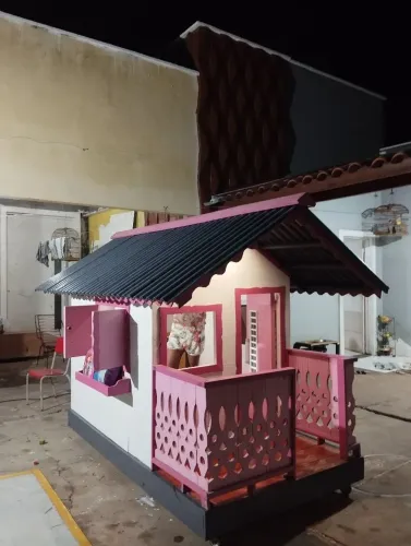 Casinha de boneca 