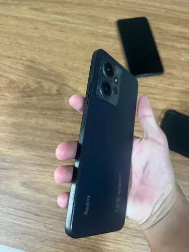 VENDO REDMI 12
