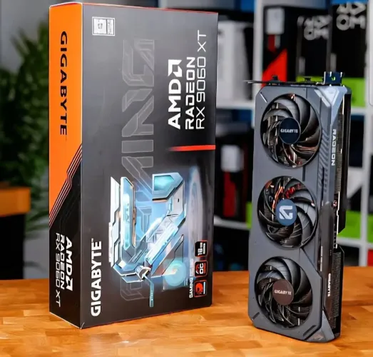 Placa de vídeo RX 9060 XT 16GB Triple Fan Gigabyte Gaming OC