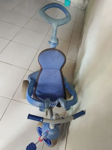 Triciclo infantil