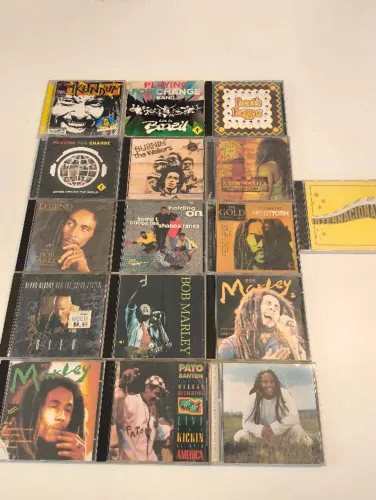 CDs Reggae - 16 CDs (Bob Marley, Peter Tosh e Mais) LOTE FECHADO