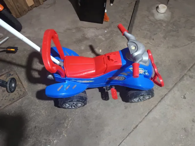 Carrinho para carregar criança