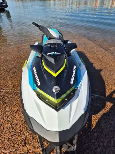 Jet-ski seadoo 130 2015