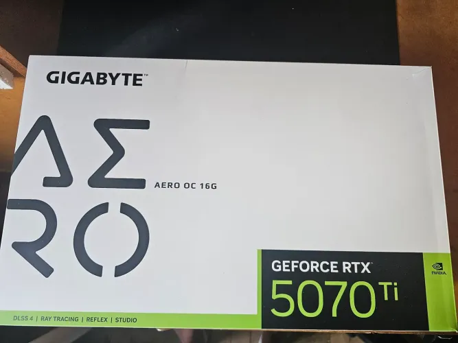 Vendo placa de vídeo Gigabyte AERO 5070 TI