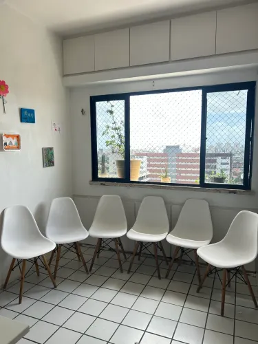 Cadeira Eifell 6