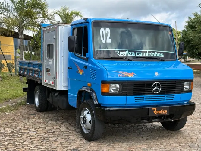 710 CARROCERIA E MÓDULO PASSAGEIRO 