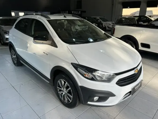 Chevrolet Onix Activ 1.4 8V Flex Mec. 4P 2017
