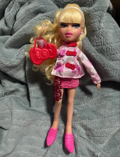 Bratz hello kitty
