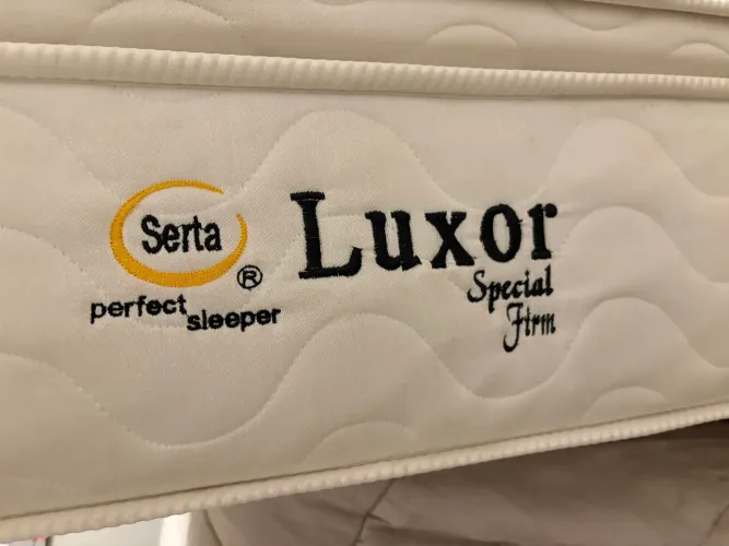 Colchão Serta Queen
