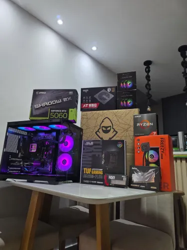PC GAMER TODAS PEÇAS NOVAS RTX 5060 | 32GB | RYZEN 7 5700X | 1TB NVME | LEIA O ANÚNCIO